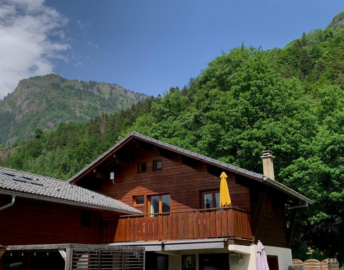 Appartement avec jacuzzi dans chalet privé, grande terrasse, parking gratuit Les Houches Exterior foto