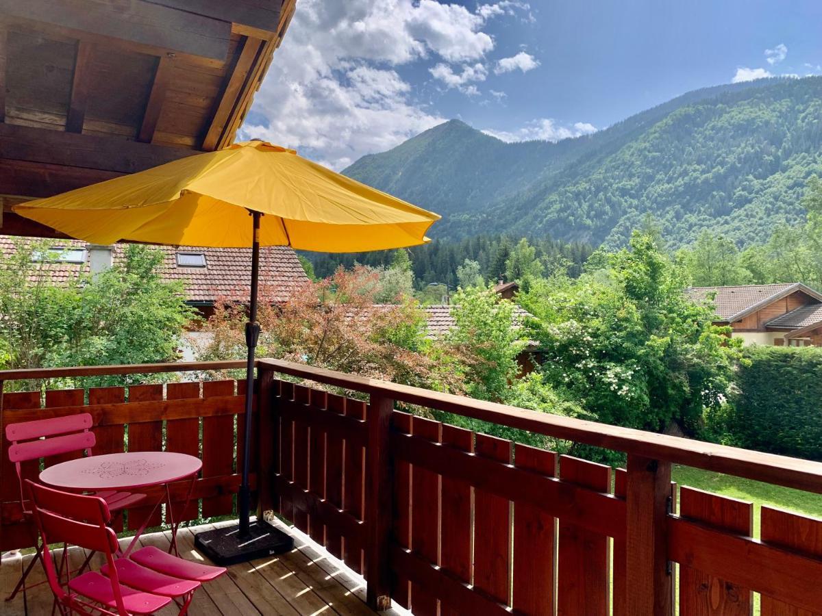 Appartement avec jacuzzi dans chalet privé, grande terrasse, parking gratuit Les Houches Exterior foto